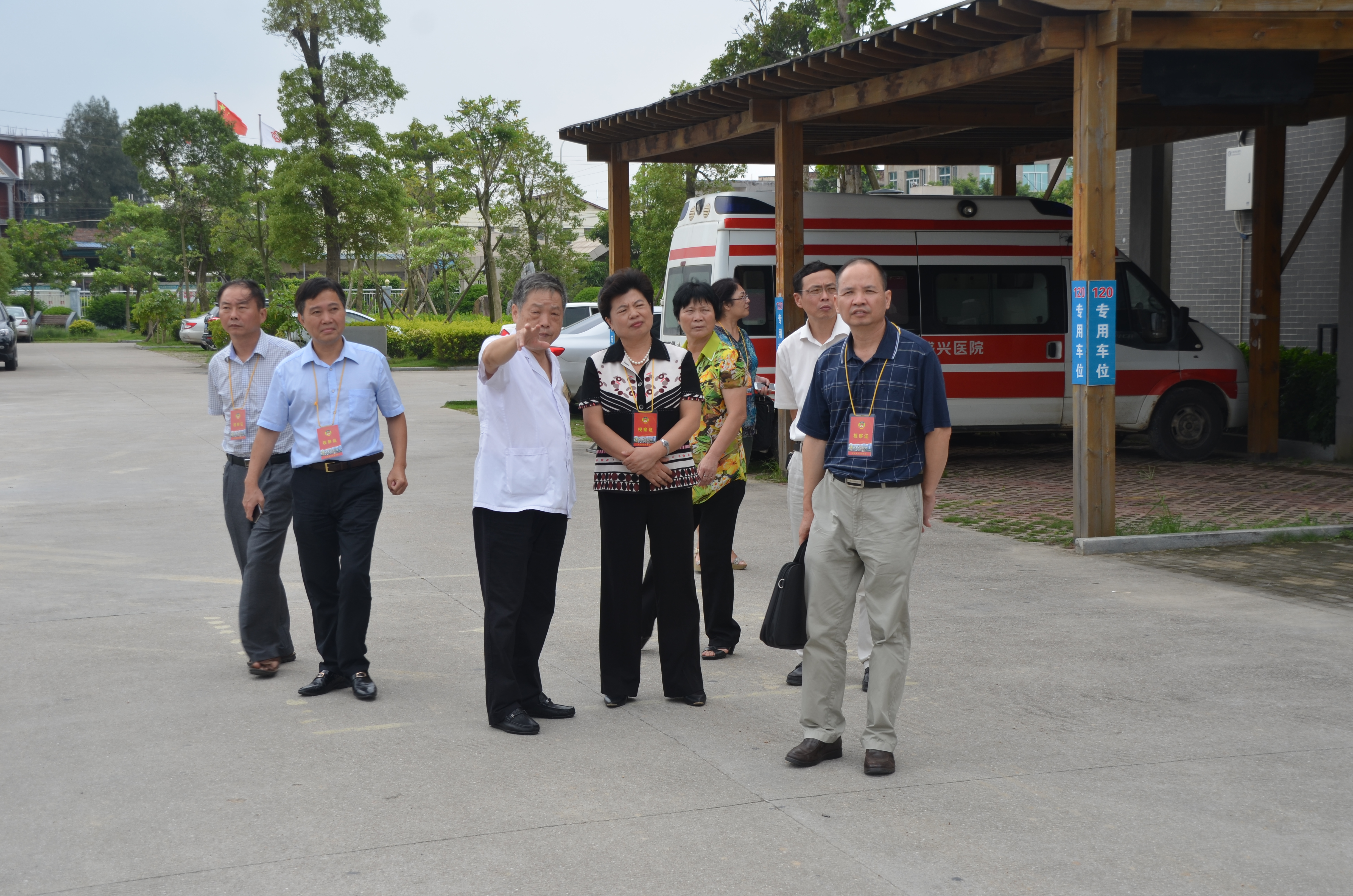 集團(tuán)副總裁林秋泉匯報(bào)籌建情況